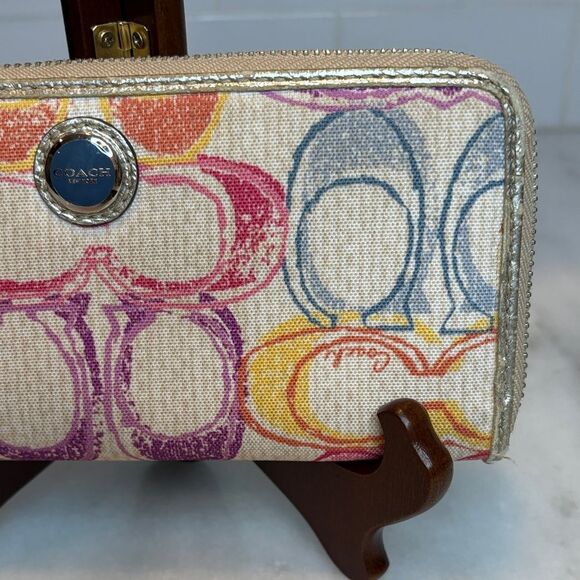 Coach Wallet Poppy Dream Multi-Color Scribble Logo Clutch Wallet - Picture 3 of 16